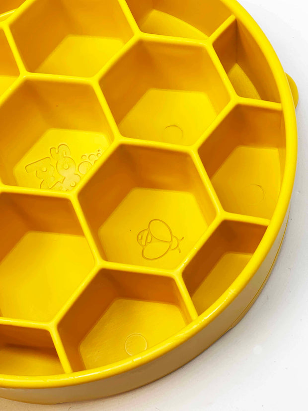 Honeycomb Design Enrichment Slow Feeder Bowl for Dogs